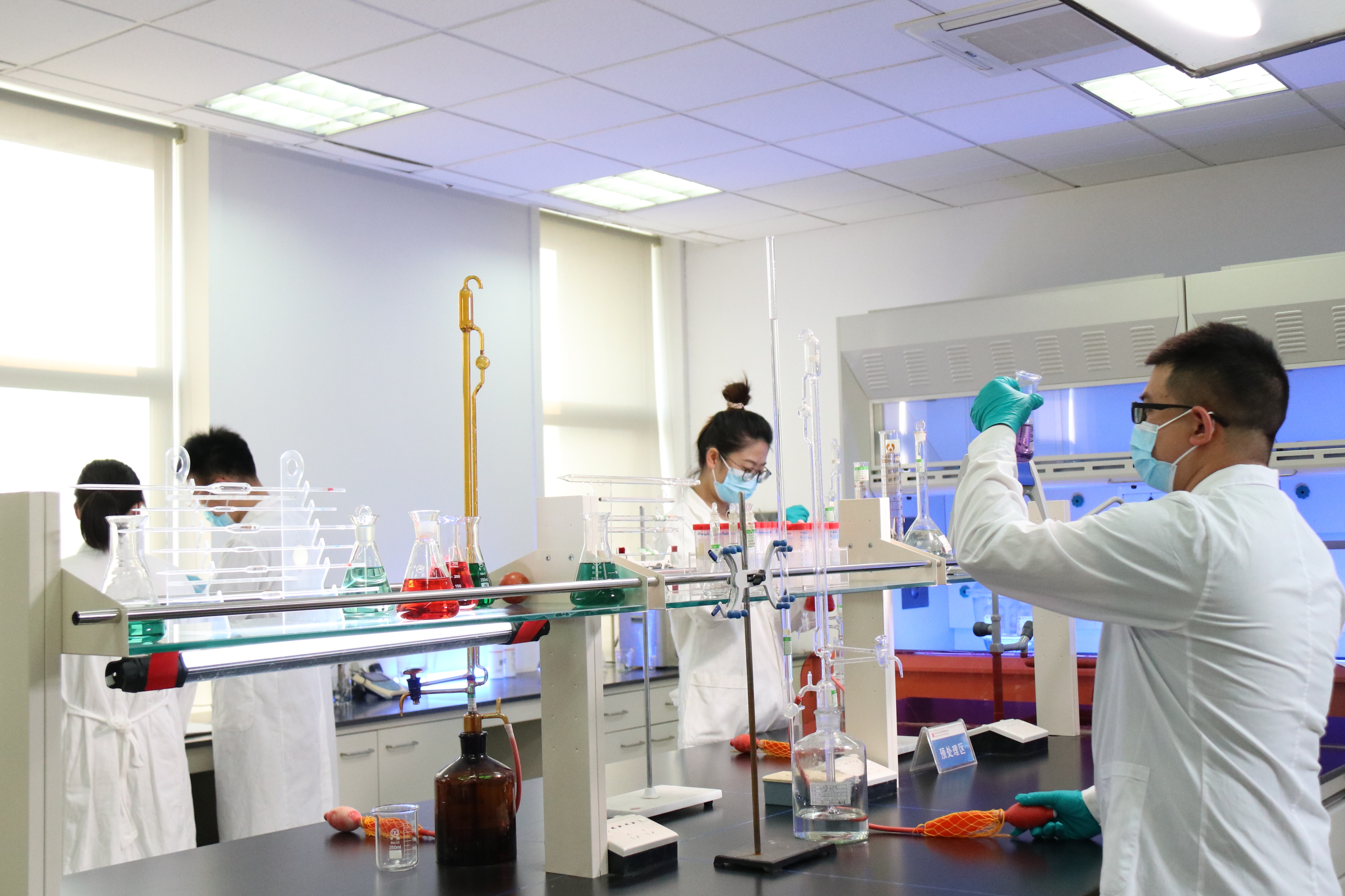 1690177807943070150.jpg 打造催化剂“专精特新”企业1(李云霞摄).jpg